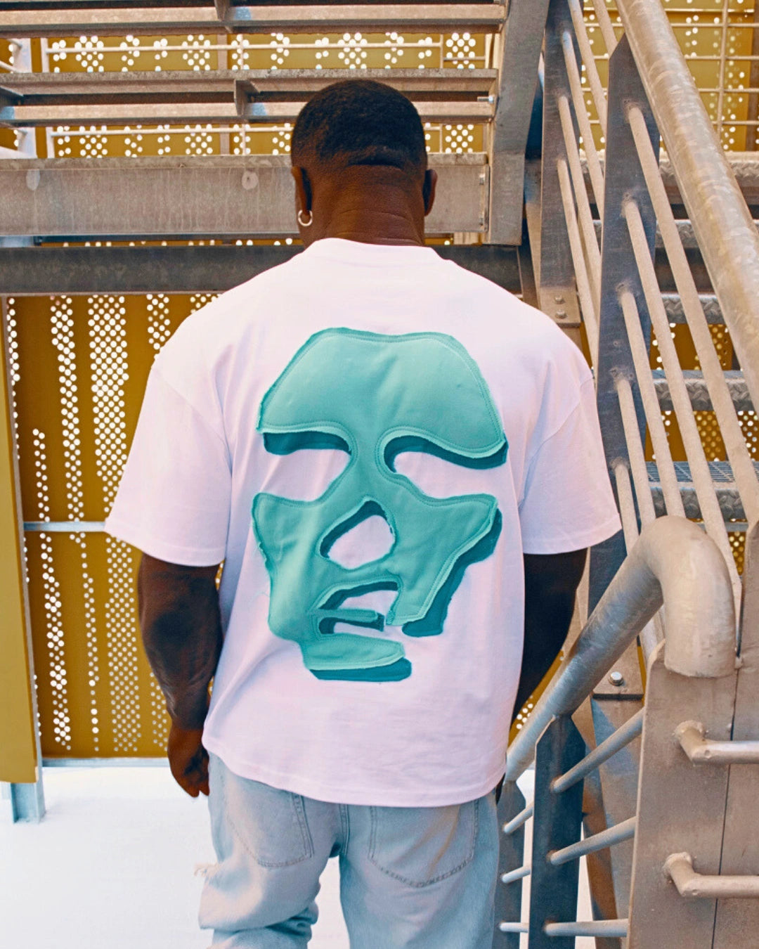 Face T-shirt / White / Blue & Turchese
